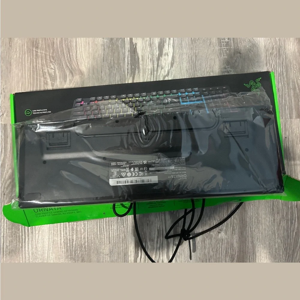 Razer Ornata V3 Keyboard in Black and Gray